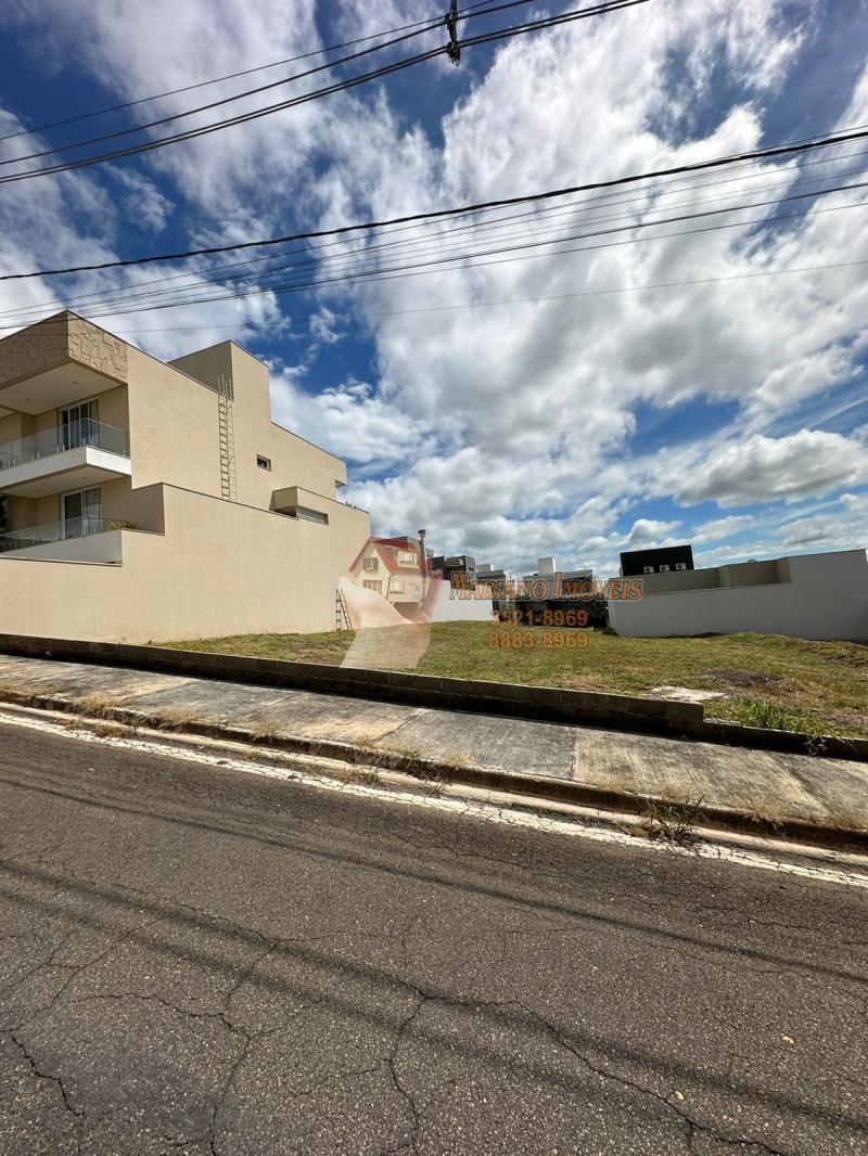 LOTE CONDOMÍNIO VALE VERDE