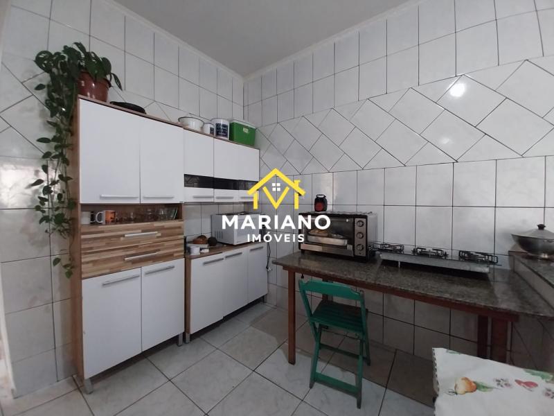  Excelente oportunidade – imóvel com duas casas no mesmo lote no Jardim Canadá!