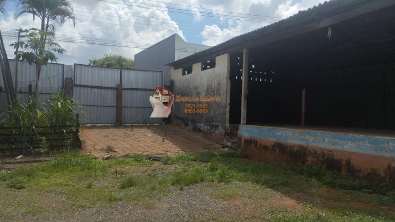 BARRACÃO BAIRRO SERRA DAS BRISAS