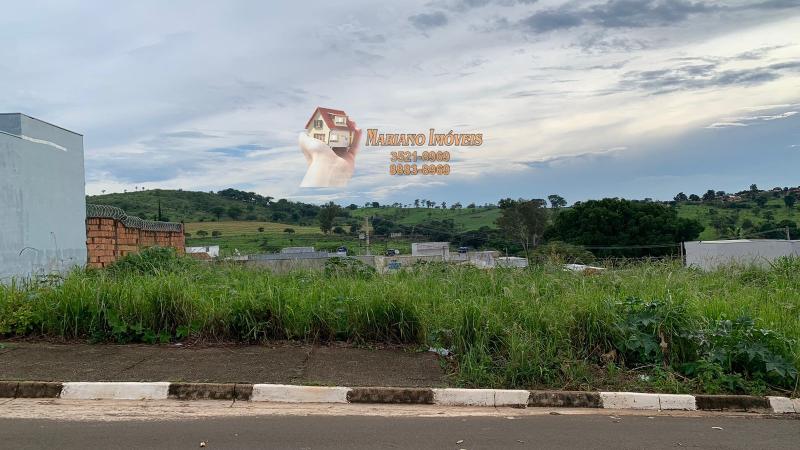 LOTE BAIRRO JARDIM CANADÁ II
