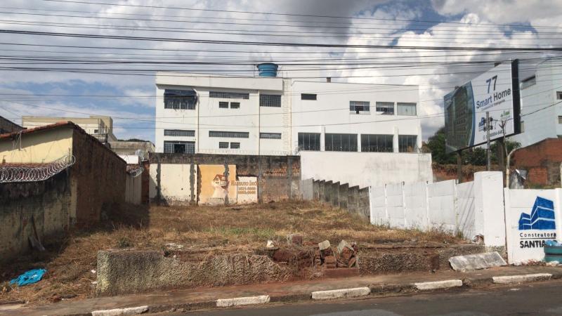 LOTE - CENTRO