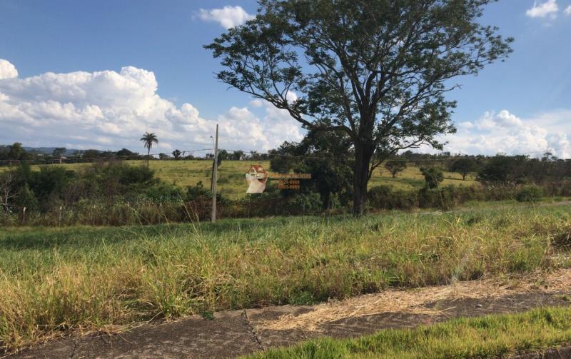 LOTE - PARQUE ALVORADA