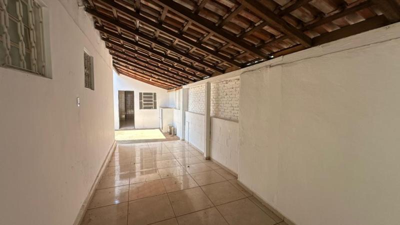 CASA BAIRRO VILA RICA 