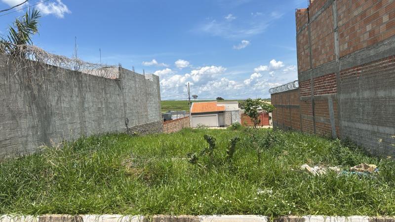 LOTE- BAIRRO TROPICAL