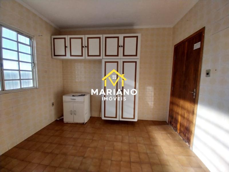 Casa disponível para locação - Jardim Panorama - Ótima vista panorâmica