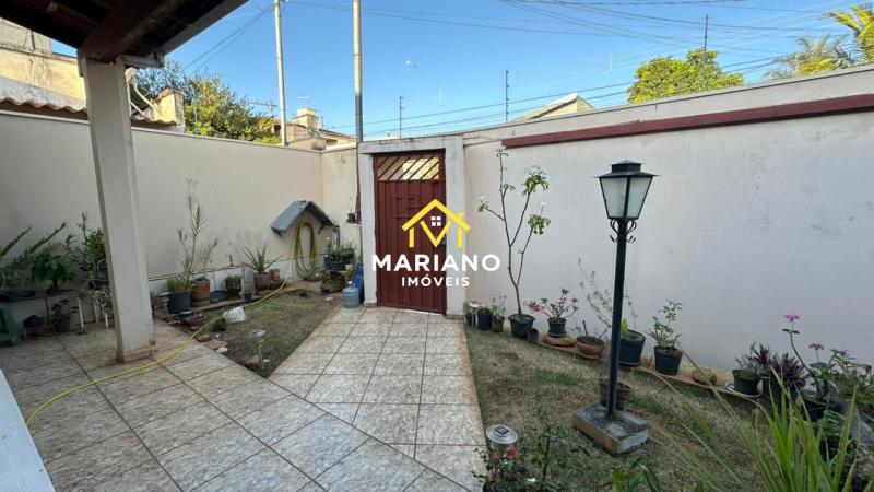 Casa à venda no Muarama | Bairro valorizado e bem localizado