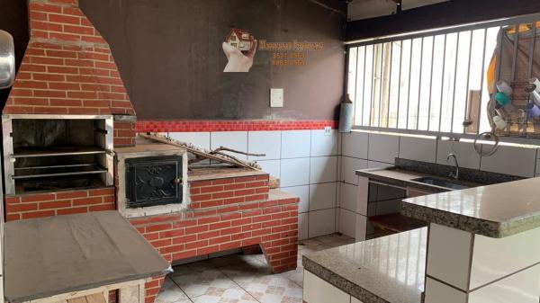 Casa com Piscina e Área Gourmet – Proprietário Aceita Permuta e Veículo no Negócio! - Recanto da Harmonia