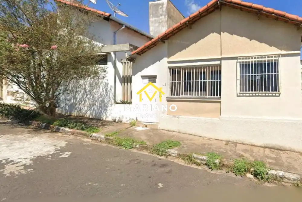  Casa à Venda no Carmelo | Excelente Localização