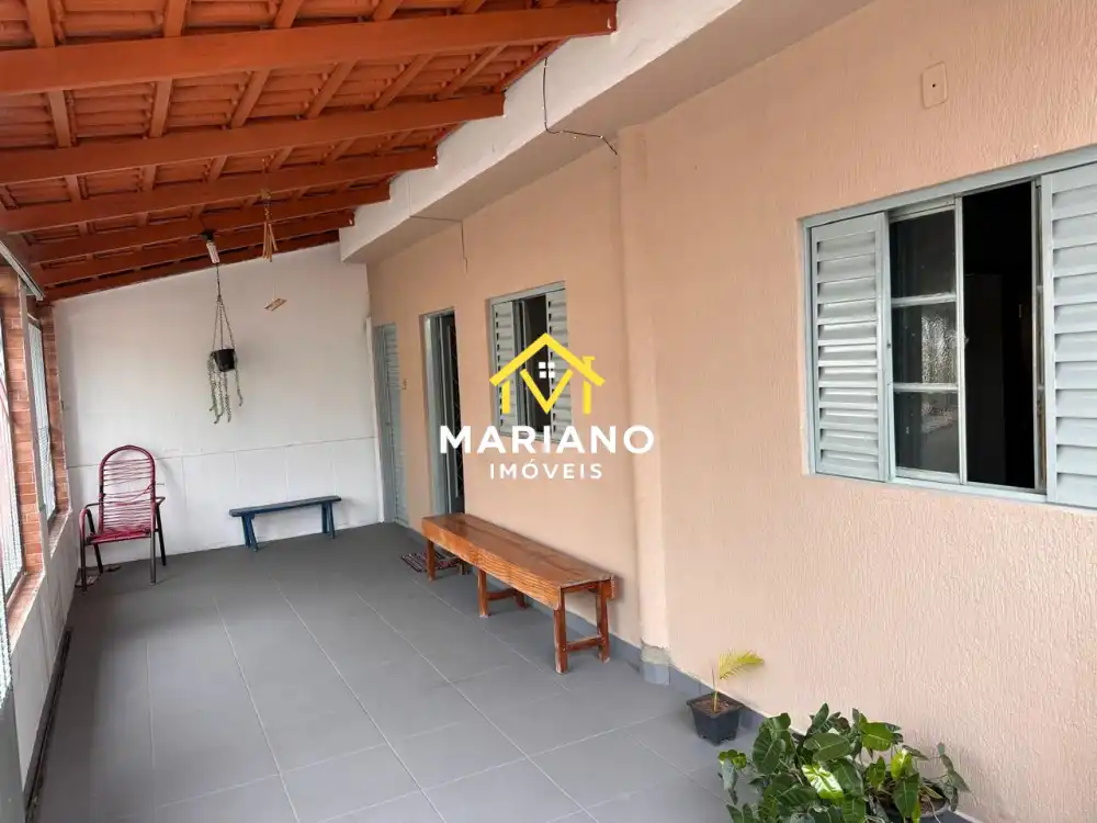 Casa à Venda no Santa Luzia