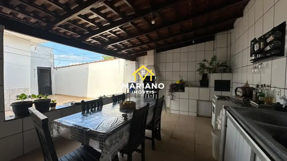 Casa à venda - Parque Estação